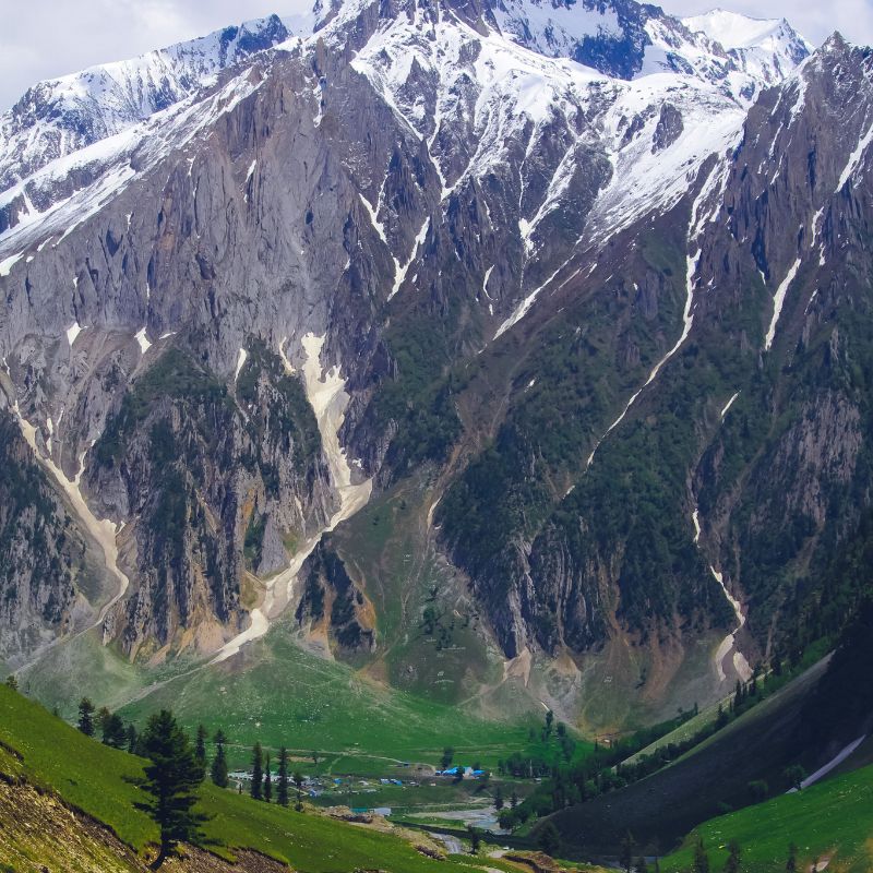 images/insta/Kashmir Tour Package 4 Nights 5 Days 5.jpg
